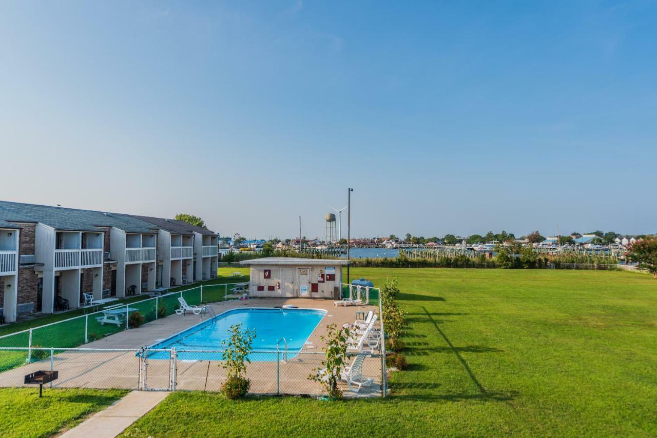 Rodeway Inn At Somers Cove Marina Crisfield Exterior foto